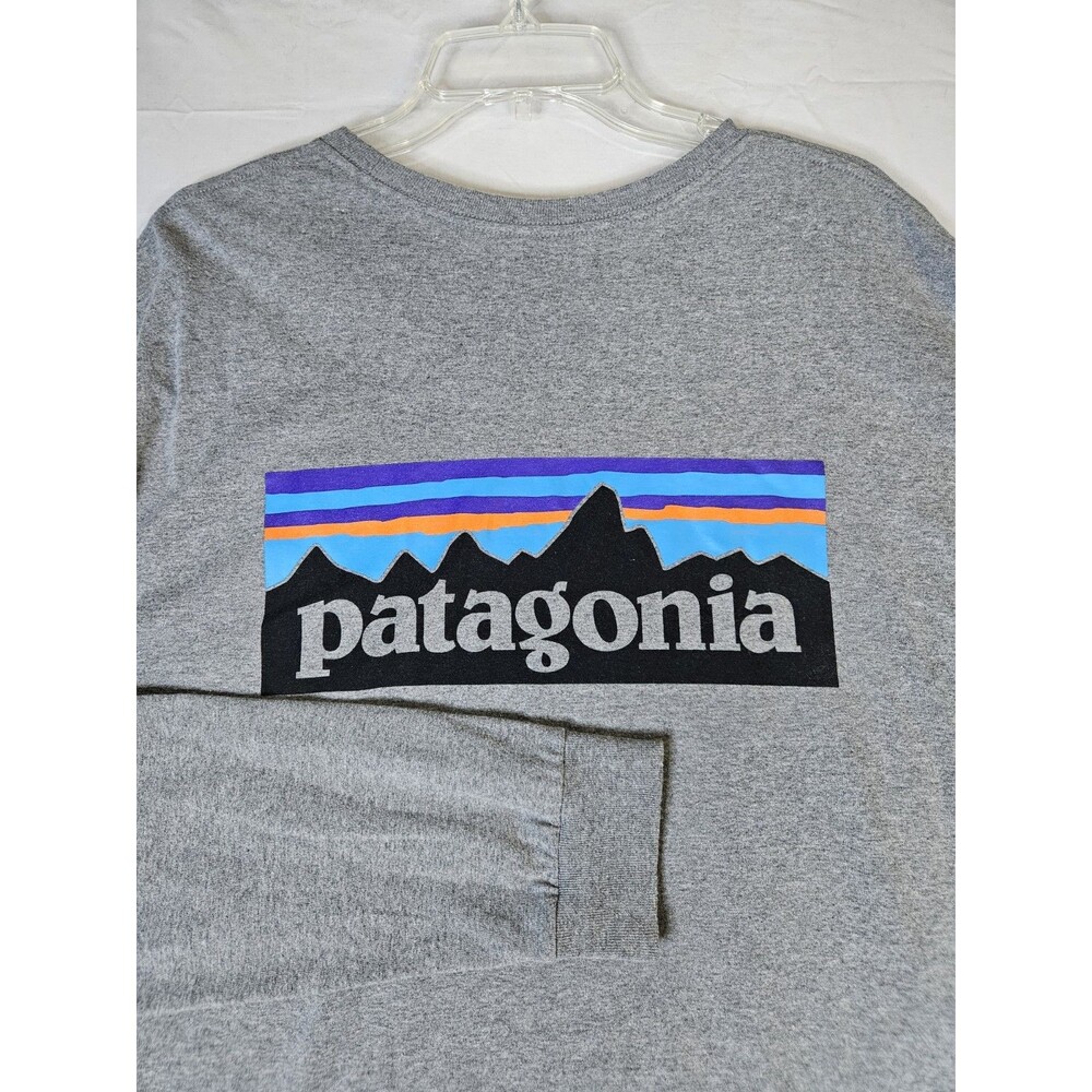 Patagonia Shirt Men's Size 2XL Gray Long Sleeve P-6 Logo Responsibili-Tee 38518